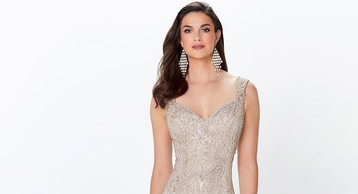 Top Mother of The Bride Gowns for 2020. Desktop Image